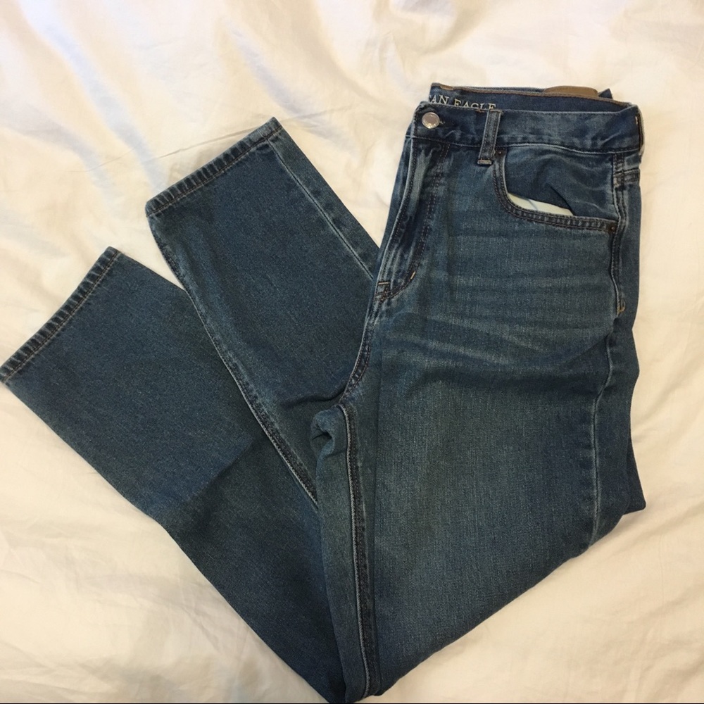 American Eagle Mom Jeans